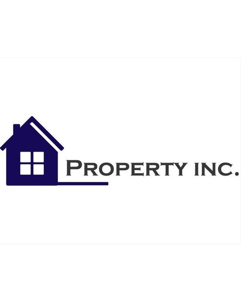 Andre Smit, estate agent