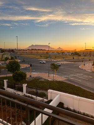 Apartment / Flat For Rent in Sandown, Blouberg