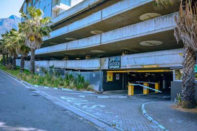 Apartment / Flat For Rent in Salt River, Cape Town