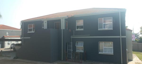 Apartment / Flat For Sale in Safari Gardens, Rustenburg